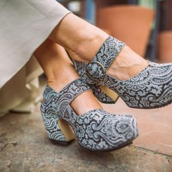 ThePhotogenicLab DSC 272020copy low - Metallic, marble, and chic style: now THIS is fab modern wedding inspiration Metallic, marble, and chic style: now THIS is fab modern urban wedding inspiration