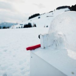 This igloo(!) wedding in Austria will warm your cold, cold heart