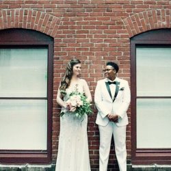 A '90s dance party wedding full of positive vibes