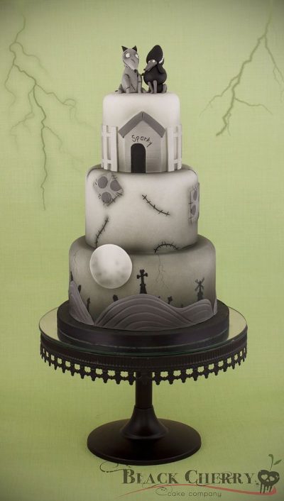 1fa3a82f35d68a23532afa8147b29a14 - Halloween wedding cakes that will make you quake in your boots (while wanting to stuff your face!) Halloween wedding cakes