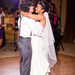 Hartfield Serrano ChloeJackmanPhotography ChloeJackmanPhotographyClosLaChanceWedding2017426 low - Let's pretend we're sipping vino at this wine country wedding in California A winery California wedding at Clos LaChance Winery