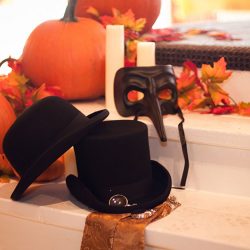 Tiffany Matthews Favorites 0051 - A vintage-inspired Halloween wedding ball (with classic horror movie photo booths!) A vintage Halloween spooky wedding