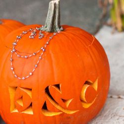 Tiffany Matthews Favorites 0054 - A vintage-inspired Halloween wedding ball (with classic horror movie photo booths!) A vintage Halloween spooky wedding