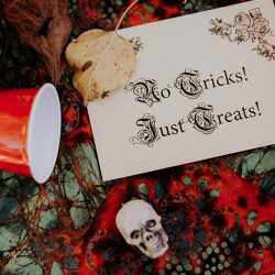 amber dan wedding 102 - An elegantly goth Friday the 13th wedding with hints of Tim Burton An elegantly goth Friday the 13th wedding with hints of Tim Burton