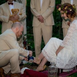 26864898389 777d1efdab k - A fairylit wedding in the woods (with flower kitty and folk dancing) A fairylit wedding in the woods (with flower kitty and folk dancing)