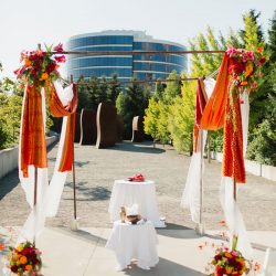 Kamath Chen CourtneyBowldenPhotography neenaalbert334 low - Three cultures combine at this radiant sculpture park wedding in Seattle Kamath Chen CourtneyBowldenPhotography neenaalbert334 low
