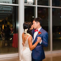 Kamath Chen CourtneyBowldenPhotography neenaalbert862 low - Three cultures combine at this radiant sculpture park wedding in Seattle Three cultures combine at this colorful wedding