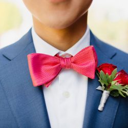 Kamath Chen CourtneyBowldenPhotography neenaalbert92 low - Three cultures combine at this radiant sculpture park wedding in Seattle Three cultures combine at this radiant sculpture park wedding in Seattle