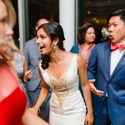 Kamath Chen CourtneyBowldenPhotography neenaalbert939 low - Three cultures combine at this radiant sculpture park wedding in Seattle Three cultures combine at this colorful wedding