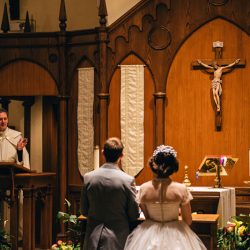 Have tea at this 1950s retro wedding