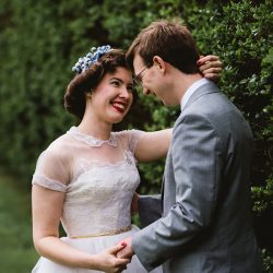 Have tea at this vintage-inspired wedding with the "dress-cued" vintage dress of our dreams