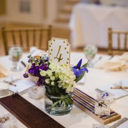 Have tea at this 1950s retro wedding