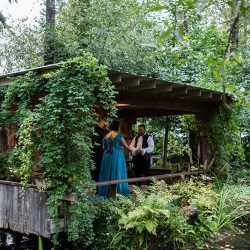 WadeBurroughs 313 - Our jaws dropped when we saw this geek adventure wedding (on a budget!) Our jaws dropped when we saw this geek adventure wedding