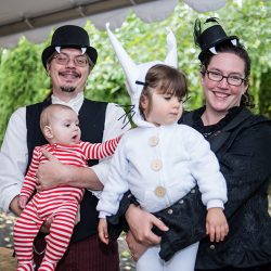WadeBurroughs 502 - Our jaws dropped when we saw this geek adventure wedding (on a budget!) Our jaws dropped when we saw this geek adventure wedding