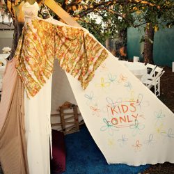 A Victorian house wedding with retro glam style and sweet personal touches