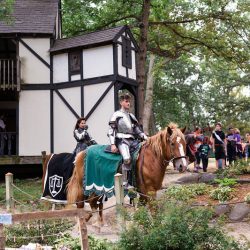 Bristol Renaissance Faire wedding by Emma Mullins Photography 45 - Cheer "HUZZAH" for this Bristol Renaissance Faire wedding Cheer "HUZZAH" for this Bristol Ren Faire wedding