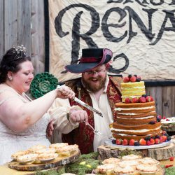 Bristol Renaissance Faire wedding by Emma Mullins Photography 49 - Cheer "HUZZAH" for this Bristol Renaissance Faire wedding Cheer "HUZZAH" for this Bristol Ren Faire wedding