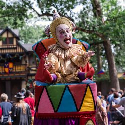 Bristol Renaissance Faire wedding by Emma Mullins Photography 57 - Cheer "HUZZAH" for this Bristol Renaissance Faire wedding Cheer "HUZZAH" for this Bristol Ren Faire wedding