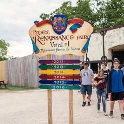 Bristol Renaissance Faire wedding by Emma Mullins Photography 61 - Cheer "HUZZAH" for this Bristol Renaissance Faire wedding Cheer "HUZZAH" for this Bristol Renaissance Faire wedding