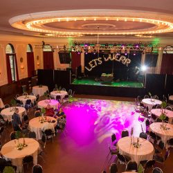 MK 20171006 1161 - A fabulous retro drive-in meets cocktail party prom A retro drive-in meets cocktail party prom