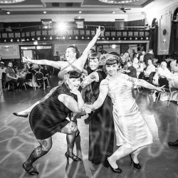 MK 20171006 2688 - A fabulous retro drive-in meets cocktail party prom A retro drive-in meets cocktail party prom