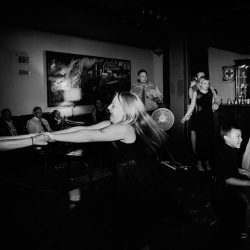 A dark & chic wedding with karaoke and Mexican meets Korean food