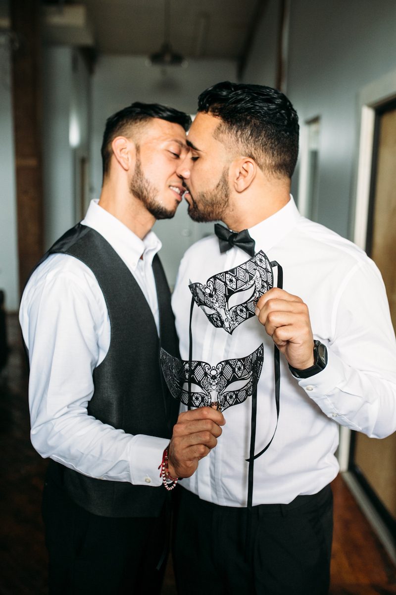 Offbeat Bride Masquerade Kiss