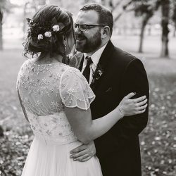 l m 269 XL - A whimsical sitcom-themed wedding with a private vow reading A whimsical sitcom-themed wedding with a private vow reading