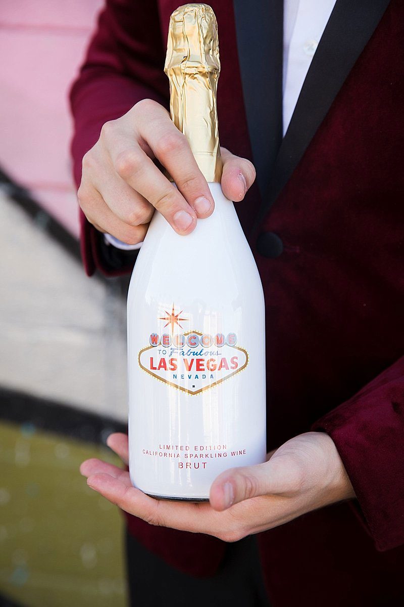 This Las Vegas elopement took Elvis on the road and finished up with pancakes galore