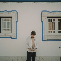 ericeira wedding 00021 - This seaside intimate Portugal wedding is what golden dreams are made of This seaside intimate Portgual wedding is a beacon of golden light