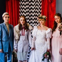 twin peaks 103 - This Twin Peaks wedding inspiration knows everyone and nothing is what it seems This Twin Peaks wedding shoot knows everyone and nothing is what it seems