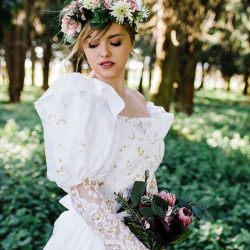 twin peaks 193 - This Twin Peaks wedding inspiration knows everyone and nothing is what it seems This Twin Peaks wedding shoot knows everyone and nothing is what it seems
