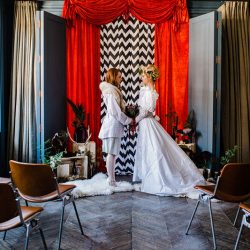 twin peaks 96 - This Twin Peaks wedding inspiration knows everyone and nothing is what it seems This Twin Peaks wedding shoot knows everyone and nothing is what it seems