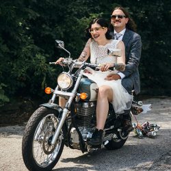 Revolution Tap Room Chicago Portland Destination Wedding Photographer0009 - Cheers to this low-key handmade brewery wedding in Chicago Cheers to this low-key handmade brewery wedding in Chicago