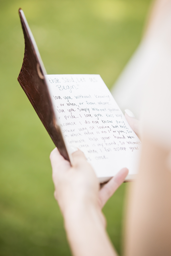 Be swept away by this romantic & glam Paris elopement 