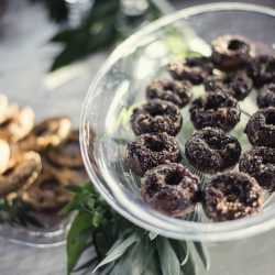 This Colorado wedding inspiration channels sleek color, holiday vibes, and 420-friendly favors