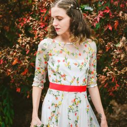 Heatwole Rosenberg RobKristenPhotography DanielZoe0364RT2F8637 low - NYC illustrators create a colorful farm wedding in North Carolina NYC illustrators create a farm wedding in North Carolina
