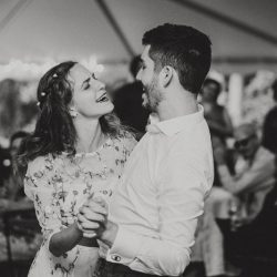 Heatwole Rosenberg RobKristenPhotography DanielZoe0732KT2F6820 low - NYC illustrators create a colorful farm wedding in North Carolina NYC illustrators create a farm wedding in North Carolina