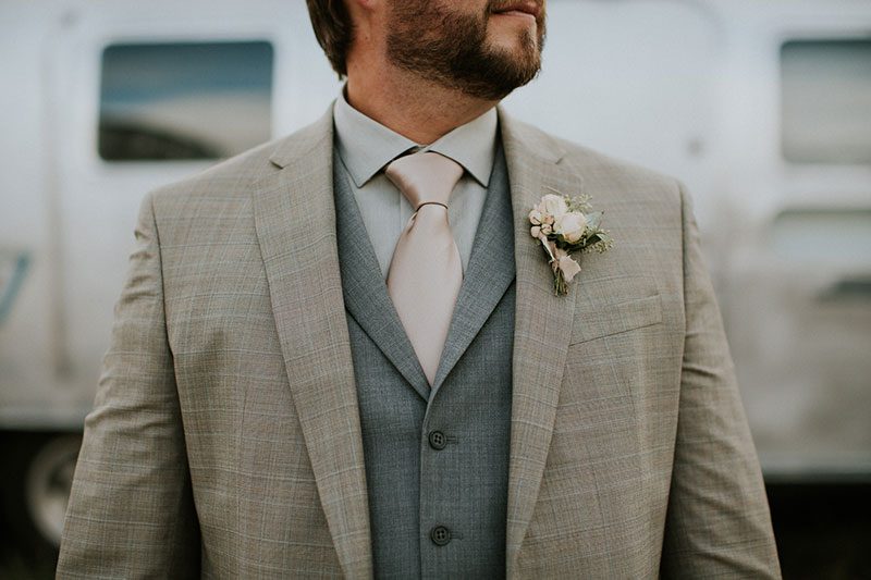 This wedding in Calgary channeled the 1970s and all its macrame glory