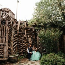 11.4.JadeTaylorp1 142 - This art museum wedding was a celebration of outsider art, craftiness, and veggie comfort food This art museum wedding was a celebration of outsider art, craftiness, and veggie comfort food