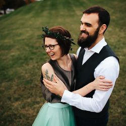 11.4.JadeTaylorp2 17 - This art museum wedding was a celebration of outsider art, craftiness, and veggie comfort food This art museum wedding was a celebration of outsider art, craftiness, and veggie comfort food