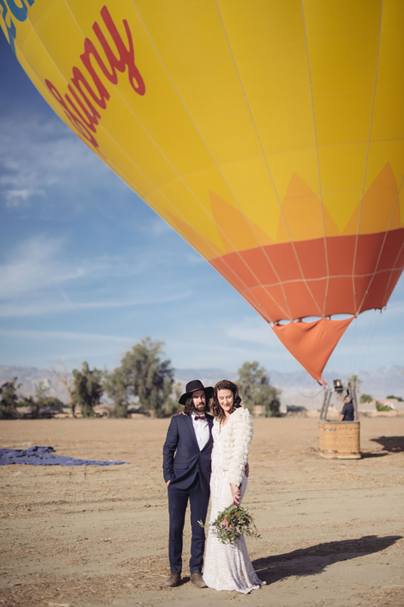 An ultra chic high-flying hot air balloon wedding over Palm Springs