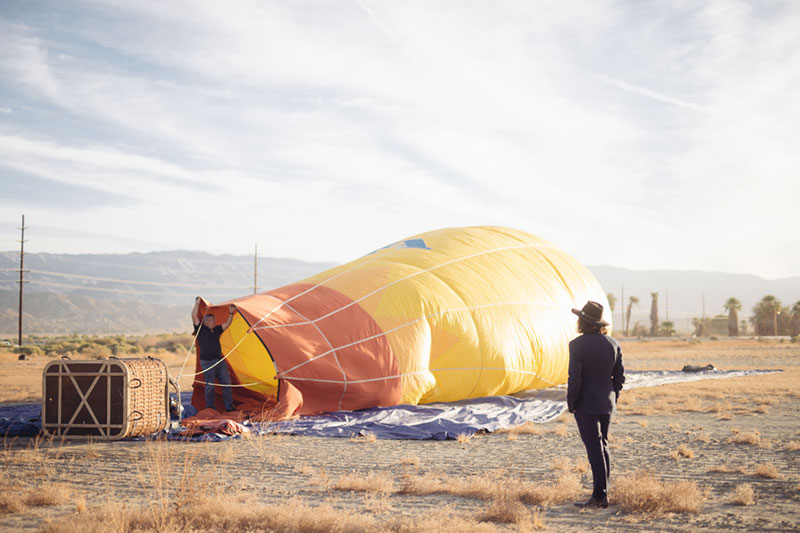 An ultra chic high-flying hot air balloon elopement over Palm Springs