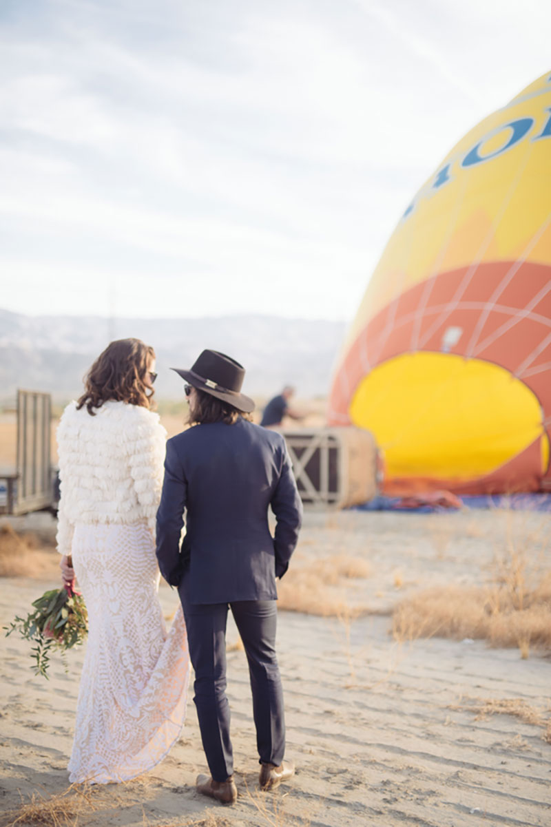 An ultra chic high-flying hot air balloon elopement over Palm Springs