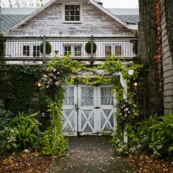 A rainy fall wedding with woodworking details