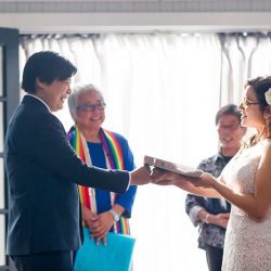 Succulents, wishing trees, & a zither at this modern gallery wedding