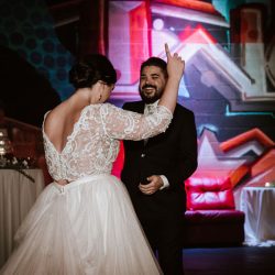 Fangman Burcham WeChoosetheMoonPhotography IMG8171a low - A stunningly moody Kentucky art gallery wedding with glowing details A stunningly moody Kentucky art gallery wedding with glowing details
