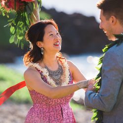 Lin Lin AngelaNelsonPhotography VibrantKukahikoEstateWedding0026 big - Pink skies and a pink dress at this glowing beach wedding in Maui Pink skies and a pink dress at this glowing beach wedding in Maui