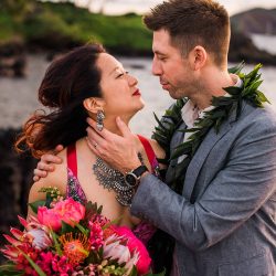 Lin Lin AngelaNelsonPhotography VibrantKukahikoEstateWedding0037 big - Pink skies and a pink dress at this glowing beach wedding in Maui Pink skies and a pink dress at this glowing Maui beach wedding