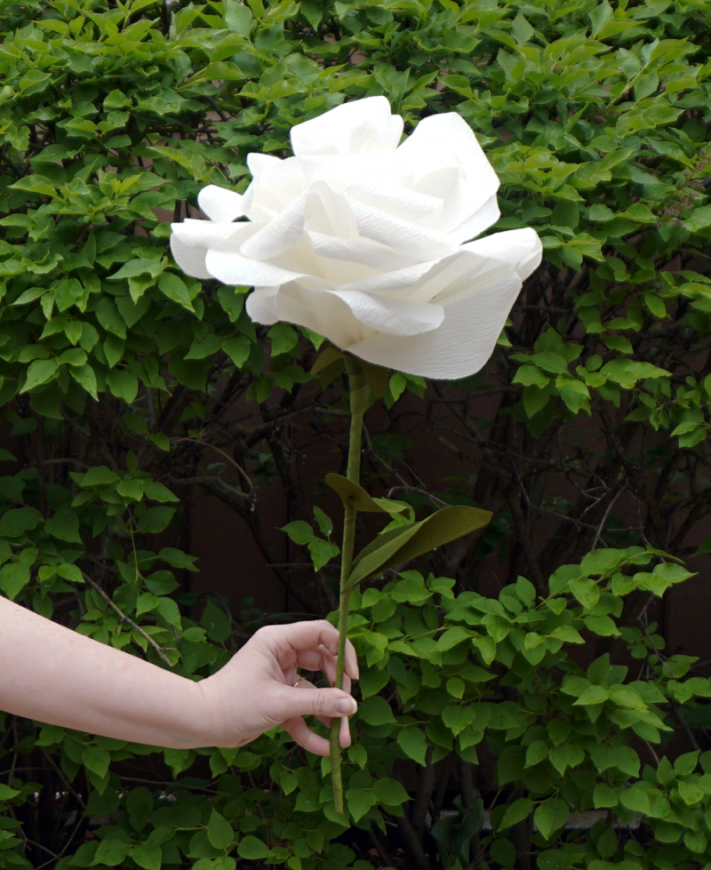 Giant Paper Flower Stem Tutorial